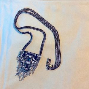 Jardins du Trocadéro Long Pendant Necklace